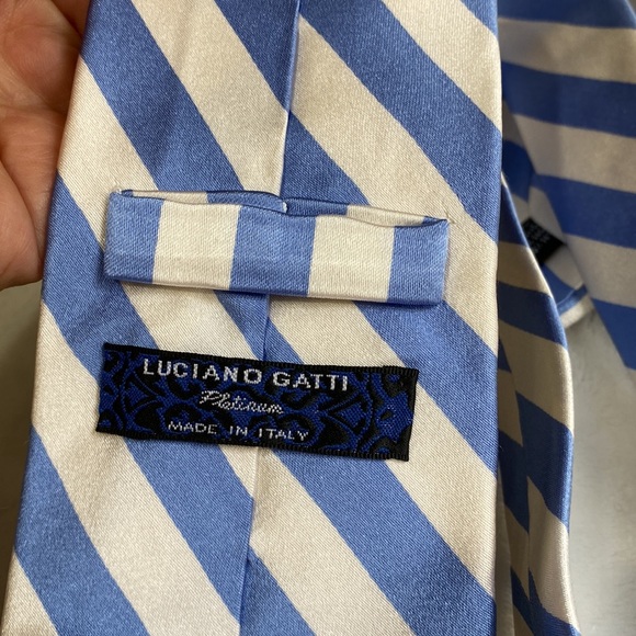 Luciano Gatti Men’s 100% Silk Tie - Picture 4 of 5
